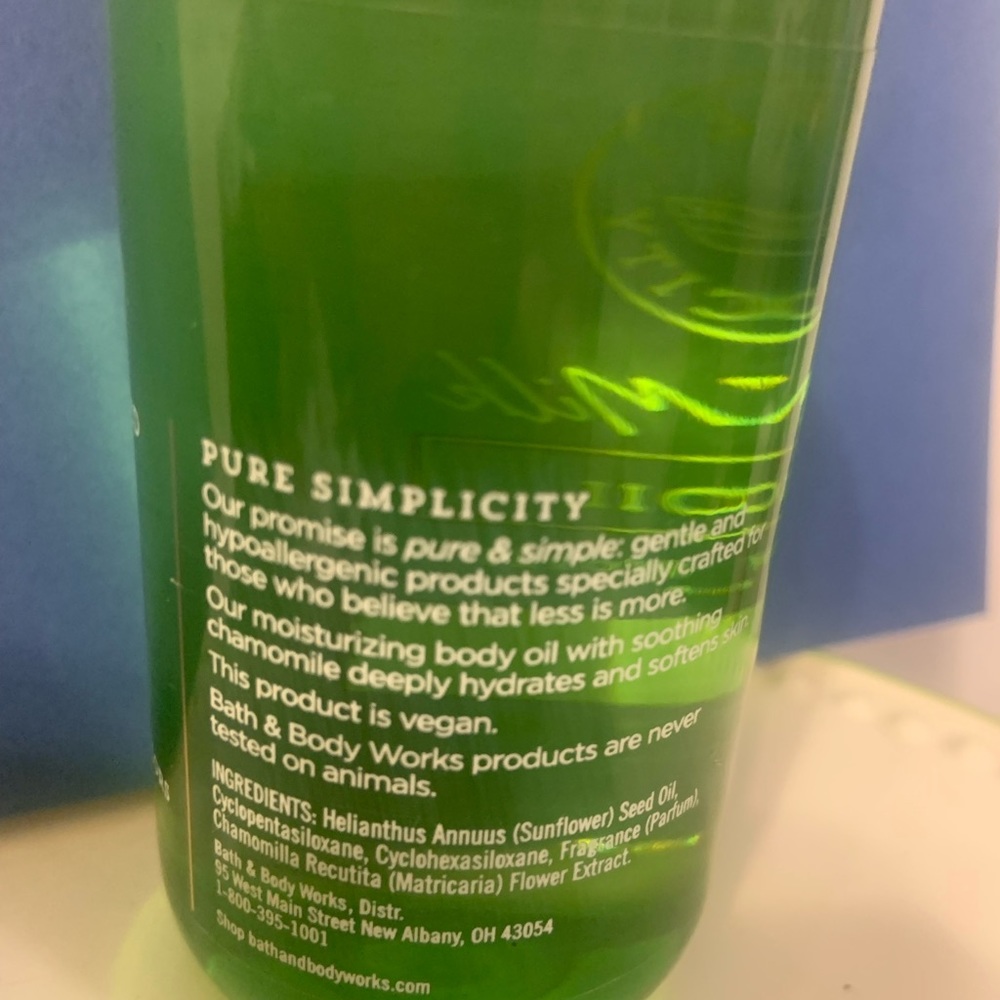 Bath and Bodyworks, almond milk, body oil - Picture 2 of 4